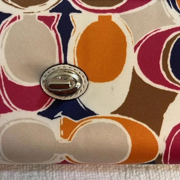 COACH - signature sateen multicolor wallet - NWT - Picture 6 of 9
